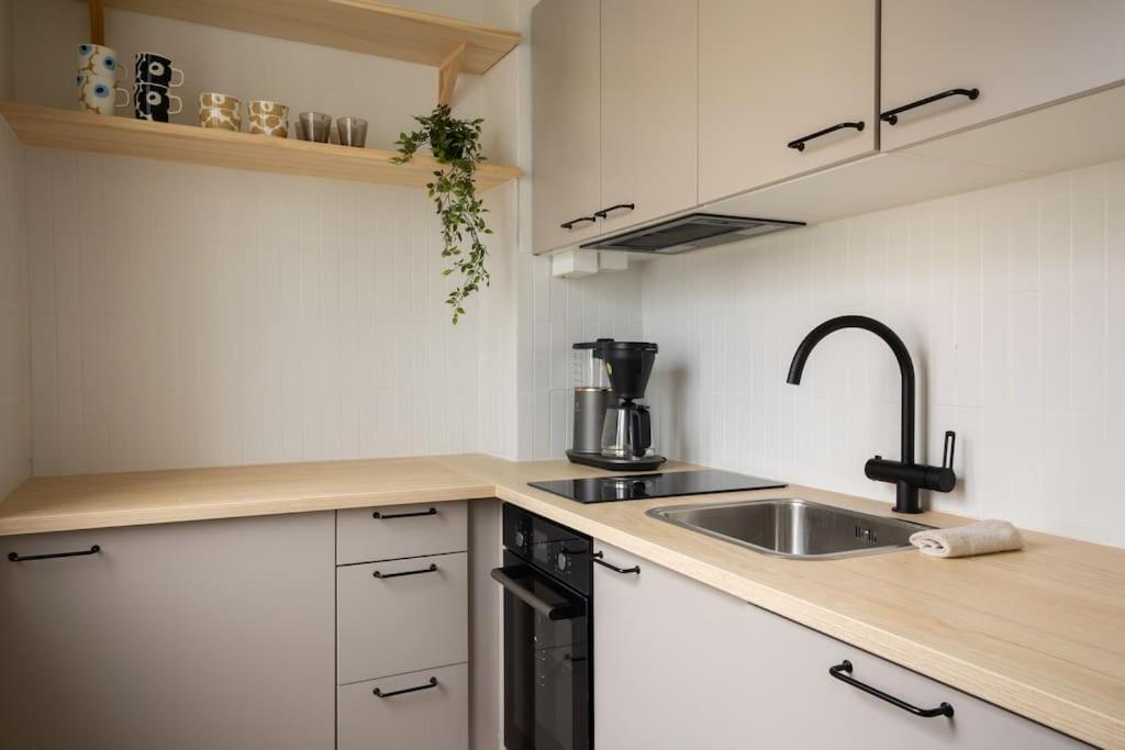 Nordic Lights Loft - Cozy Studio In The Centrum ロヴァニエミ エクステリア 写真